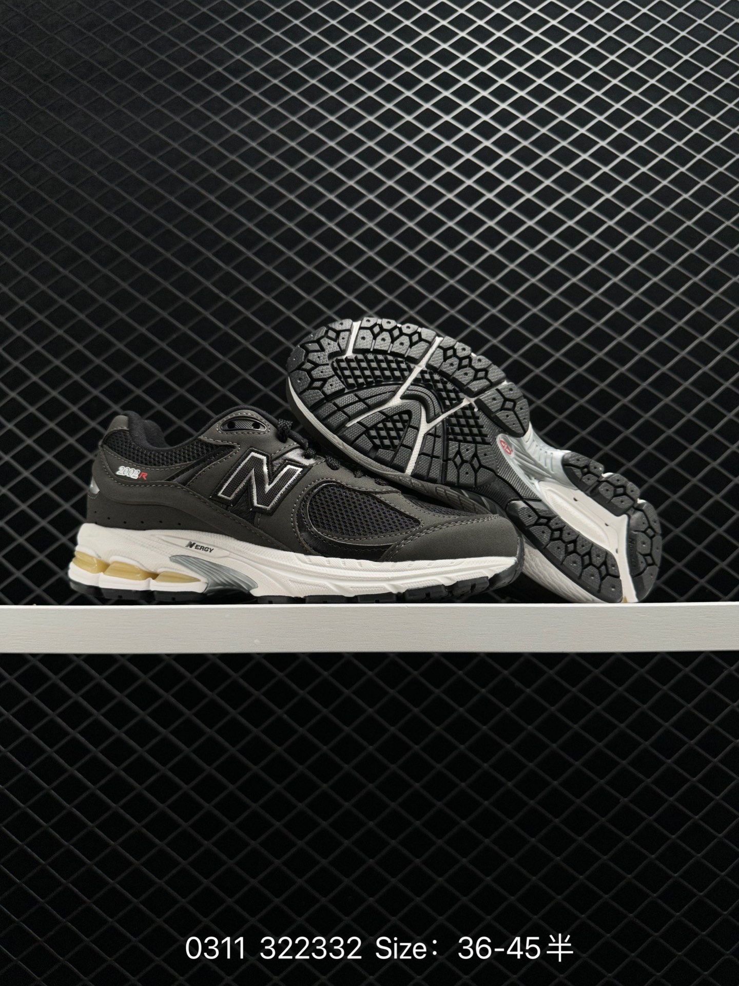 New Balance  ML2002RBA